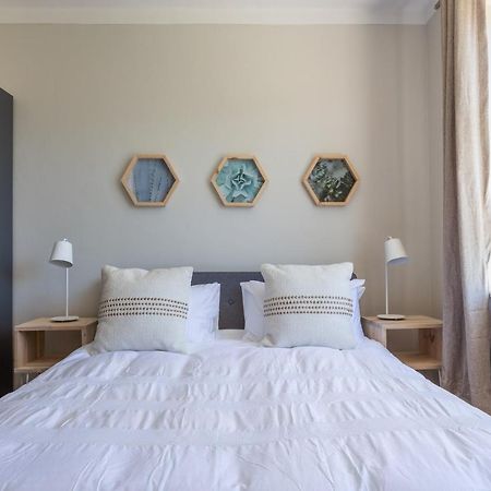 Camps Bay Holiday Apartments เคปทาวน์ ภายนอก รูปภาพ